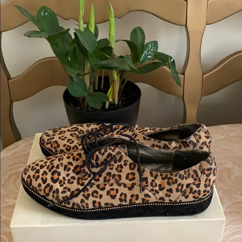 Cheetah print low platform shoes